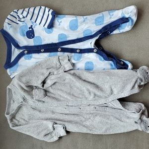 Bundle of 2 footed pajamas sz 3 months